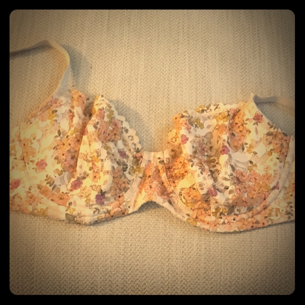 Victoria’s Secret Floral Bra